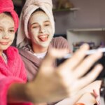 pieles-quemadas-por-el-algoritmo:-la-peligrosa-moda-de-las-‘sephora-kids’-y-el-marketing-cosmetico-sin-control