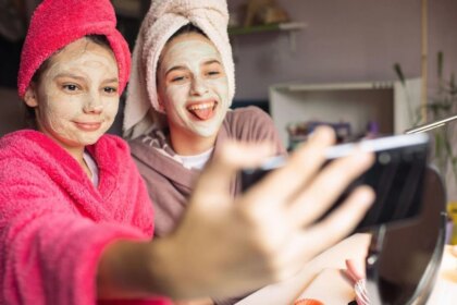 pieles-quemadas-por-el-algoritmo:-la-peligrosa-moda-de-las-‘sephora-kids’-y-el-marketing-cosmetico-sin-control