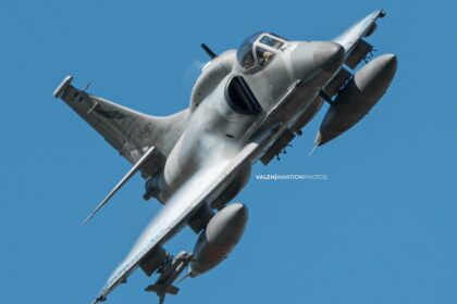 la-fuerza-aerea-dio-de-baja-los-a-4ar-y-ahora-depende-por-completo-de-que-empiecen-a-volar-los-aviones-de-combate-f-16
