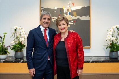el-fmi-confirmo-que-la-semana-proxima-el-directorio-discutira-el-caso-argentino-y-habilitaria-us$-1.000-millones