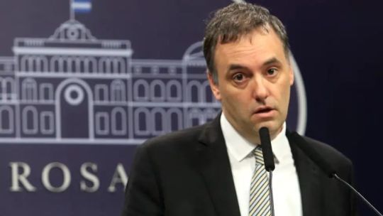 interpelacion-a-adorni:-“el-88%-de-los-cordobeses-se-endeudan-para-comer”
