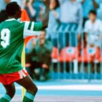 el-legado-de-roger-milla-en-italia-90:-la-revolucion-de-los-leones-indomables-y-el-baile-que-cambio-los-mundiales