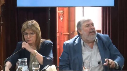 jose-mayans-y-patricia-bullrich-se-cruzaron-fuerte-en-el-senado-por-adorni:-“es-el-cajero-del-presidente,-no-jodamos”