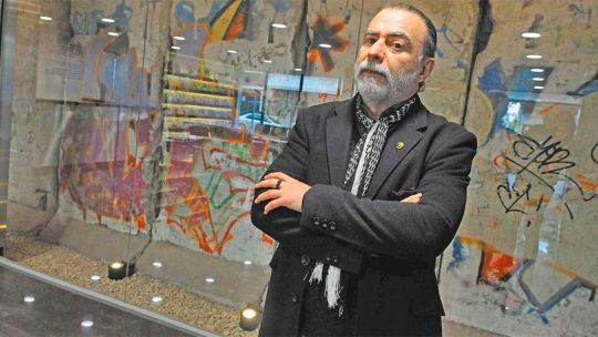 reynaldo-sietecase-se-suma-a-la-polemica-y-regalara-sus-martin-fierro:-“no-me-significan-nada”