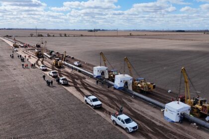 rocca-y-eurnekian-se-suben-al-proximo-negocio-de-vaca-muerta-y-quieren-llevar-gas-al-norte-argentino