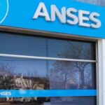 calendario-anses:-quienes-cobran-sus-haberes-este-viernes-15-de-mayo