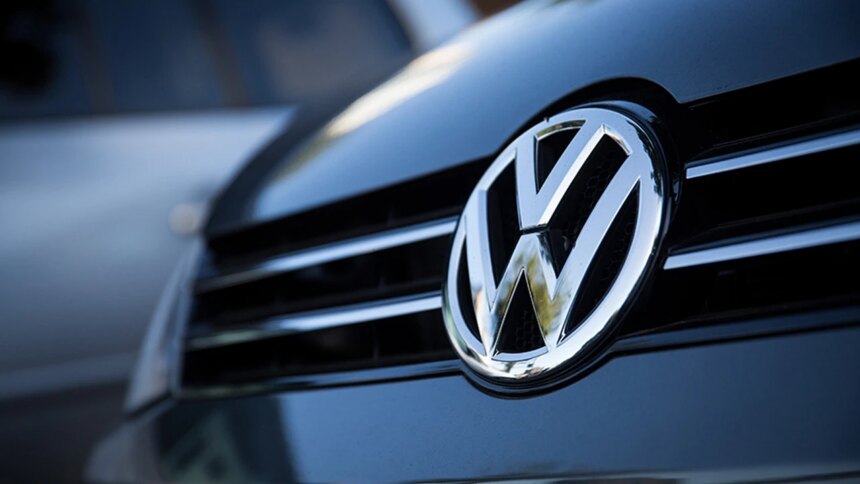 fraude-ambiental:-multa-millonaria-a-volkswagen-en-brasil-por-ocultar-emisiones-toxicas-en-17-mil-camionetas-amarok