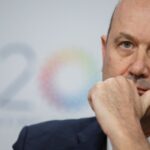 “estuvimos-25-anos-boludeando”:-sturzenegger-defendio-a-adorni-y-celebro-la-baja-de-la-inflacion