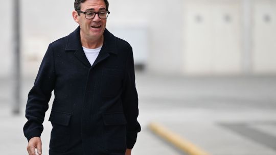 bonos-britanicos-se-desploman-por-potencial-salida-de-keir-starmer