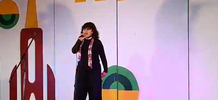 misiones:-joven-cantante-que-gano-un-concurso-itinerante-por-los-barrios-de-obera-se-prepara-para-“sacar-muchas-canciones”-y-anhela-llegar-a-los-escenarios-de-la-region