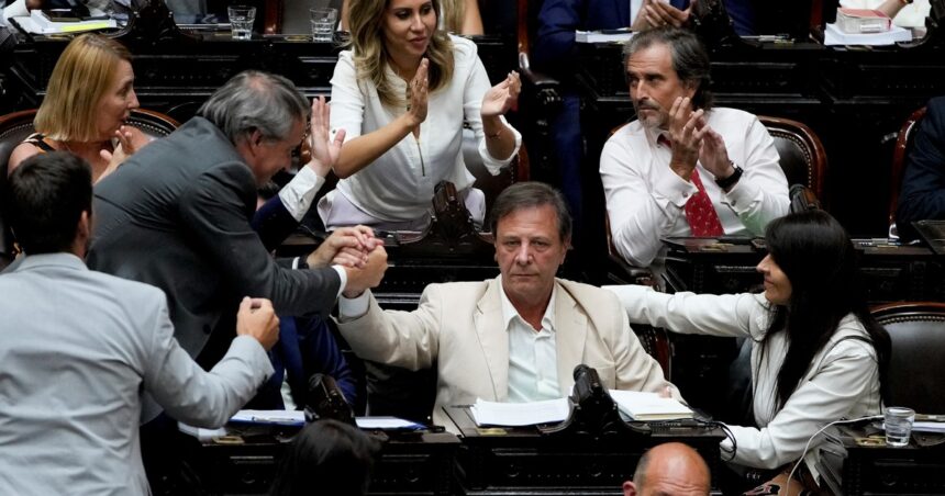 mocion-de-censura-a-adorni,-los-insultos-a-empresarios-y-la-interna-de-lla:-las-duras-criticas-de-un-exaliado-de-milei-a-la-gestion-libertaria