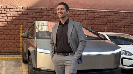 el-diputesla-recalento-la-polemica:-“seria-muy-hipocrita-comprarme-un-vehiculo-de-baja-gama-para-quedar-bien-con-algun-culposo”