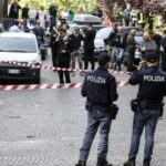 terror-en-italia:-un-auto-atropello-a-una-multitud-en-modena,-el-conductor-estaba-armado