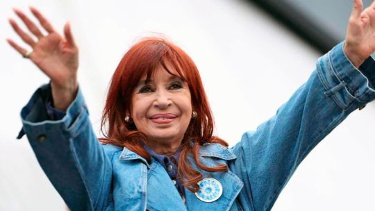 a-upa-de-los-votos-de-cristina