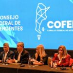 ante-la-crisis-economica,-la-liga-de-intendentes-activa-un-plan-de-gestion-en-red-y-esquiva-el-debate-electoral