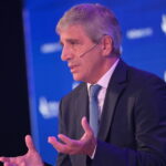 tras-la-nueva-ronda-de-ajuste-del-gasto,-el-gobierno-sostuvo-el-superavit-fiscal-en-abril 