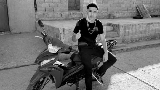 detencion-y-muerte-en-una-comisaria:-tomas-le-dijo-a-su-abogada-que-dos-policias-estaban-“ensanadas”-con-el