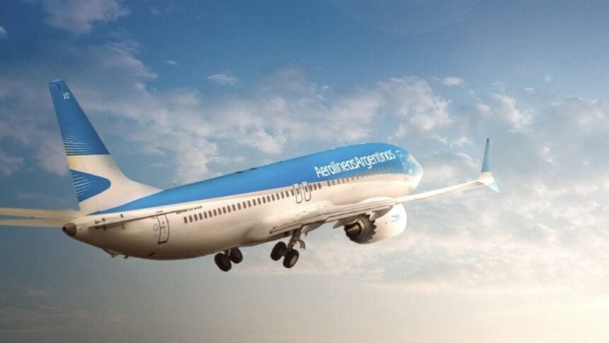 los-drasticas-medidas-en-los-pasajes-aereos-que-implemento-aerolineas-argentinas