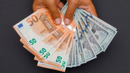 cotizacion-del-euro-y-euro-blue-hoy,-martes-19-de-mayo