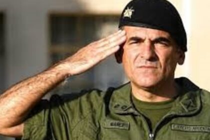 apuran-el-ascenso-del-jefe-de-la-casa-militar-en-medio-del-escandalo-por-la-compra-de-aviones