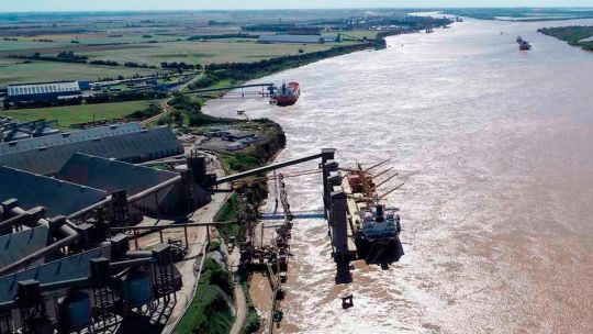 hidrovia-parana-paraguay:-empresarios-pidieron-acelerar-la-licitacion-clave-para-el-comercio-exterior