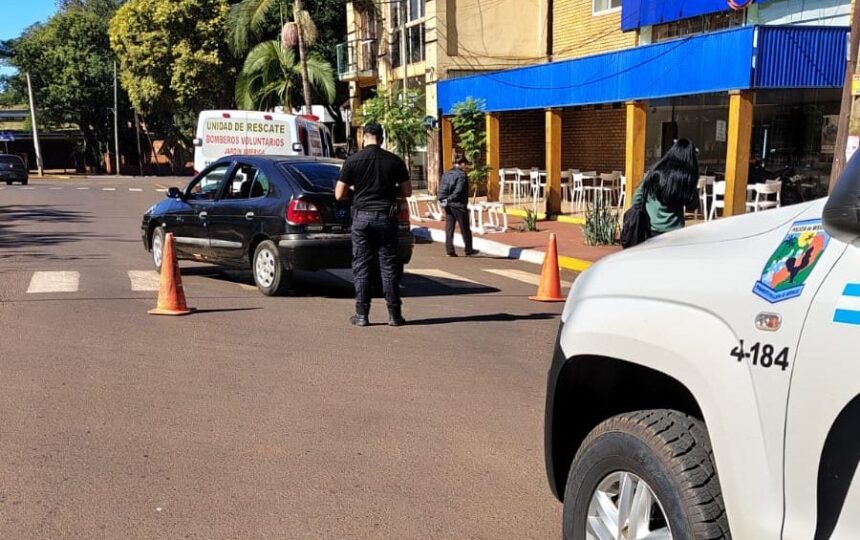 una-adolescente-fue-embestida-por-un-automovil-en-jardin-america