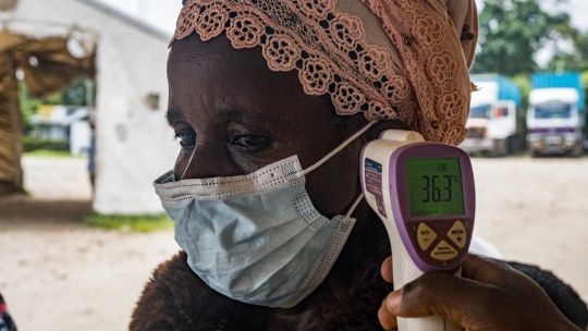 la-oms-evalua-usar-vacunas-y-medicamentos-experimentales-frente-al-aumento-de-muertes-por-ebola-en-el-congo