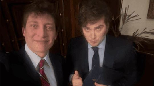 javier-milei-hablo-de-la-interna:-“santiago-caputo-es-como-un-hermano-para-mi”