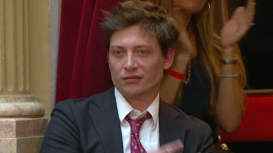 en-“qr!”-advirtieron-sobre-los-vinculos-entre-empresarios-y-el-gobierno:-“ser-amigo-de-santiago-caputo-pesa-en-la-mesa-de-negocios”