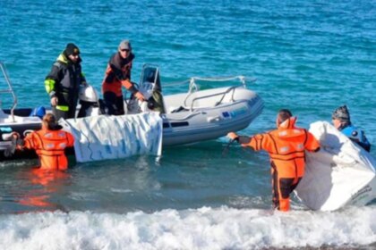 el-lado-oscuro-del-boom-pesquero:-toneladas-de-basura-invaden-las-costas-de-chubut