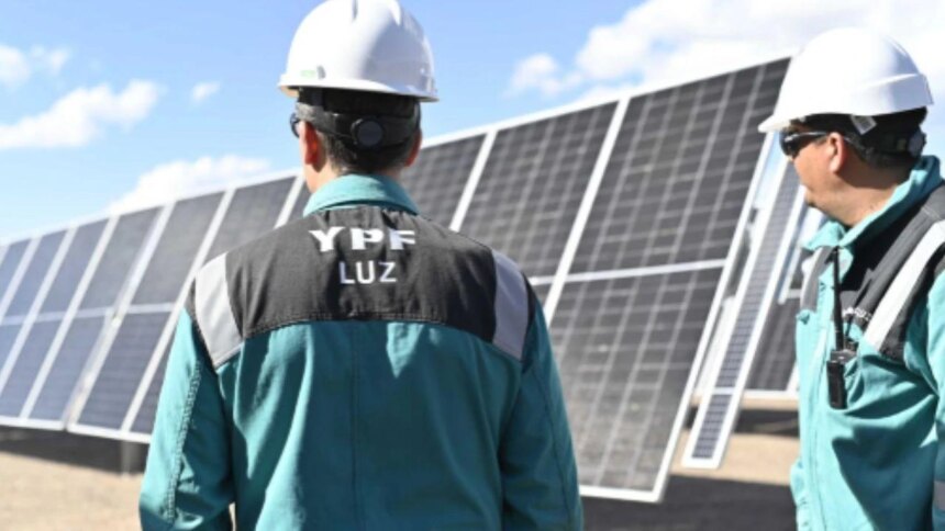 historico:-el-plan-de-ypf-luz-para-captar-fondos-en-wall-street-y-financiar-grandes-proyectos-de-energia-renovable