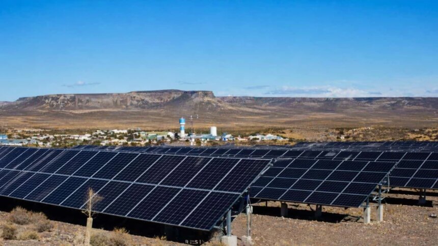 mendoza-inaugura-el-parque-solar-mas-grande-del-pais:-abastecera-a-mas-de-233.000-hogares