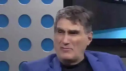federico-gonzalez:-“milei-tiene-una-personalidad-muy-paranoica,-el-ve-enemigos-imaginarios-por-todos-lados”