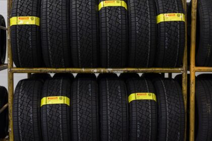 neumaticos:-tras-el-caso-fate,-pirelli-suspende-por-dos-dias-la-produccion-en-la-argentina