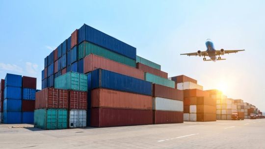 argentina’s-exports-surge,-trade-surplus-topped-us$2.7-billion-in-april