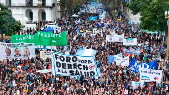 en-“qr!”-advirtieron:-“el-sistema-de-salud-esta-al-borde-de-un-colapso-inedito”