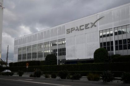 spacex-anuncia-oficialmente-su-entrada-en-la-bolsa,-sin-desviar-el-montaje-que-elon-musk-souhaite-palanca