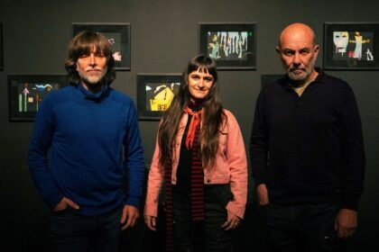 lo-nuevo-de-mondongo-en-arthaus:-mas-de-100-collages,-musica-y-una-muneca-bruja,-en-alianza-con-sergio-bizzio