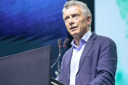 mauricio-macri-le-contesto-a-martin-menem:-“preguntale-a-cristina-si-favorecimos-mucho-al-kirchnerismo-en-estos-anos”