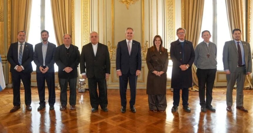 tras-las-criticas-de-la-iglesia-por-el-ajuste,-el-gobierno-le-expuso-a-los-obispos-las-medidas-para-paliar-la-situacion-social
