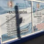se-complica-la-situacion-judicial-del-dueno-de-la-clinica-trucha-clausurada:-hallaron-una-valija-repleta-de-sellos-medicos