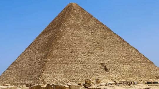 los-secretos-de-la-gran-piramide-salieron-a-la-luz-despues-de-4.600-anos-tras-el-hallazgo-de-estructuras-capaces-de-resistir-terremotos