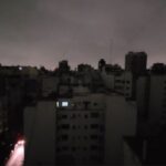 apagon-en-caba:-casi-100-mil-usuarios-sin-luz-tras-el-incendio-en-una-subestacion-de-edesur