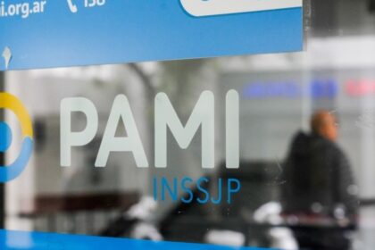 alivio-para-el-pami:-el-gobierno-le-gira-$-580.000-millones-para-pagar-a-prestadores