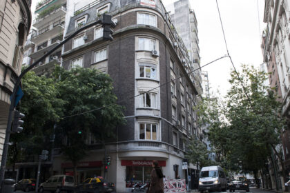 el-departamento-de-cristina-kirchner-en-recoleta,-estacion-clave-en-la-ruta-de-las-coimas