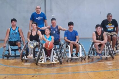 con-el-empuje-de-la-pasion,-el-club-luz-y-fuerza-de-posadas-inicia-su-participacion-en-la-liga-nacional-de-basquet-adaptado:-“es-una-disciplina-que-se-hace-a-pulmon”