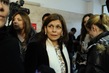 cuadernos:-aparecio-una-testigo-clave-pero-adelanto-que-el-martes-no-declarara-por-“importantes-problemas-de-salud”