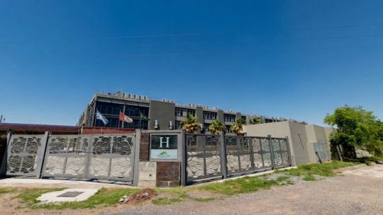 la-paradoja-de-la-“iniciativa-privada”:-un-empresario-reparo-un-tramo-de-colectora-y-vialidad-nacional-le-ordeno-volver-a-destruirla
