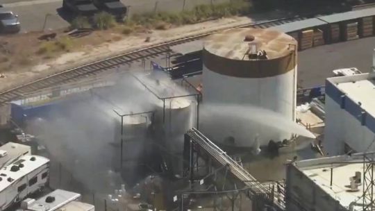 casi-80-mil-personas-evacuadas-por-una-fuga-quimica-y-temen-una-explosion