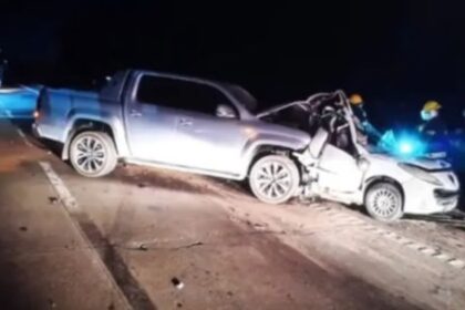 dolor-en-san-vicente:-murieron-cinco-personas-por-el-choque-de-una-camioneta-en-ruta-6